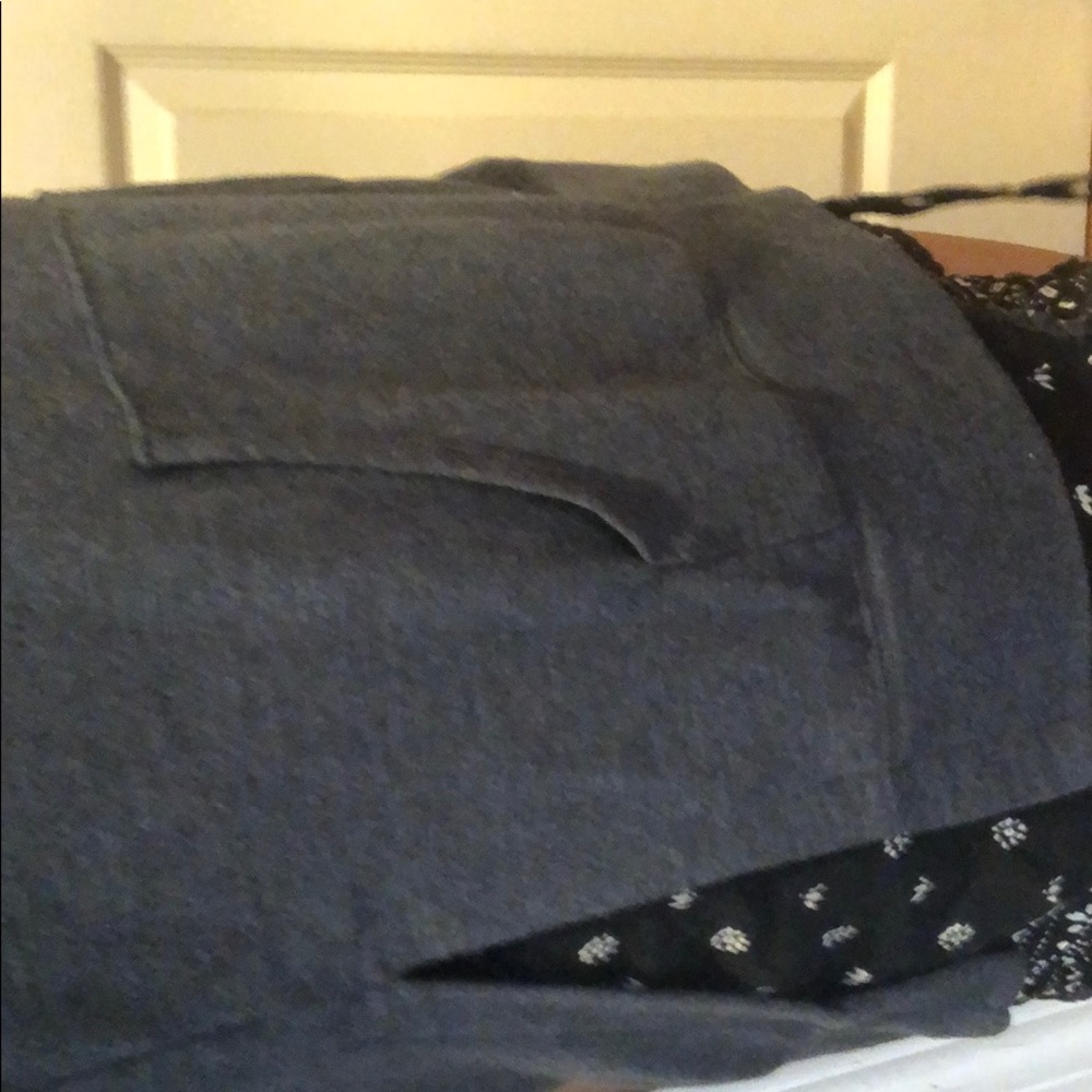 Fit pullover - Picture 2 of 2